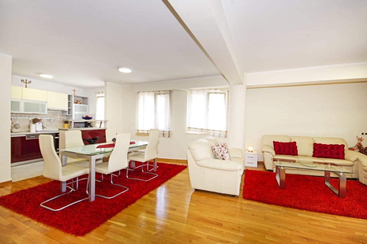 Delux Apartman Jukic Apartment