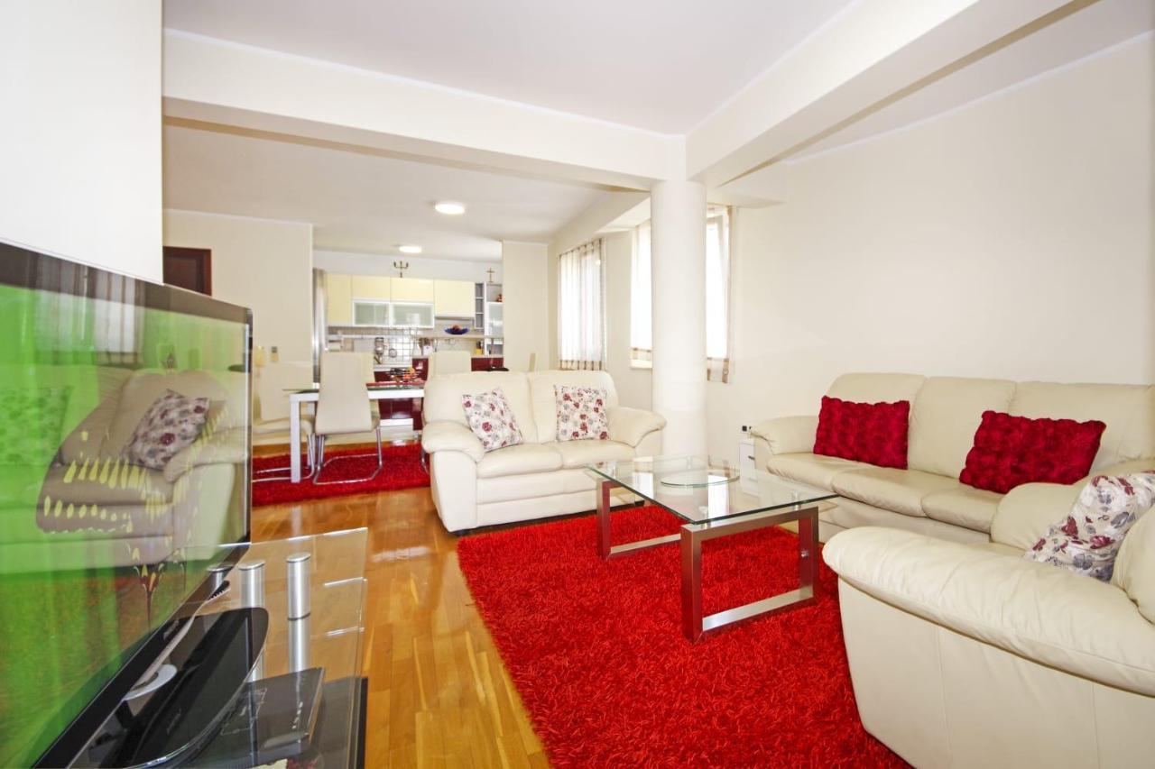 Delux Apartman Jukic Apartment